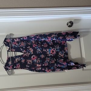 Charming Charlie Floral Blouse XL